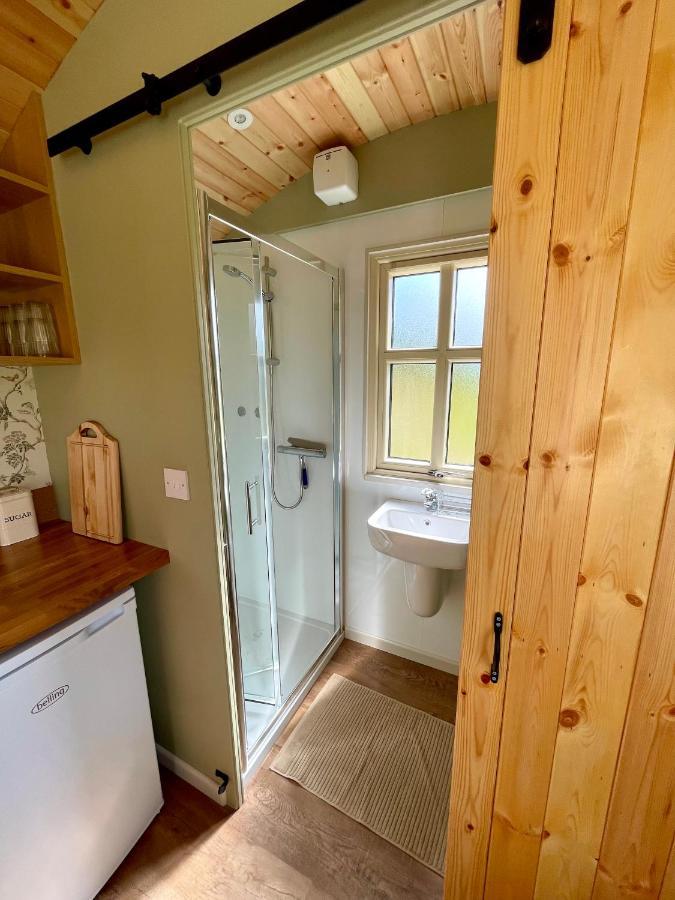 Stepping Stones Glamping 'The Olive' Villa Bantry Exterior photo